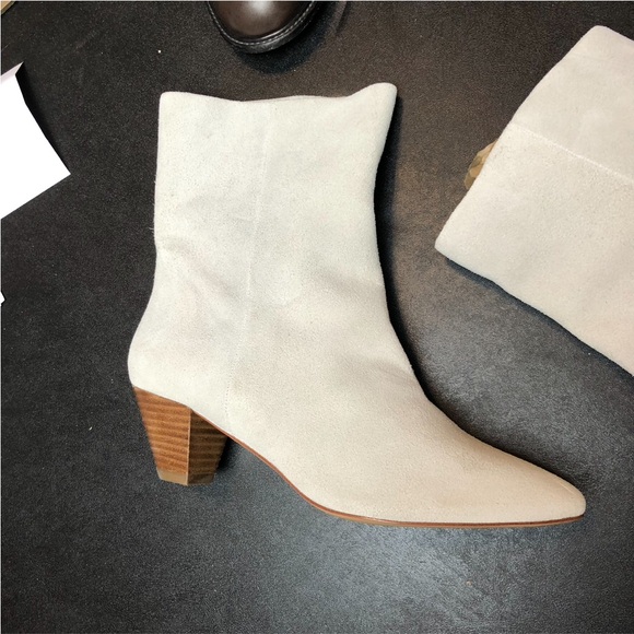 Something Navy Milo white grey suede western heeled boot 9 - Picture 4 of 7